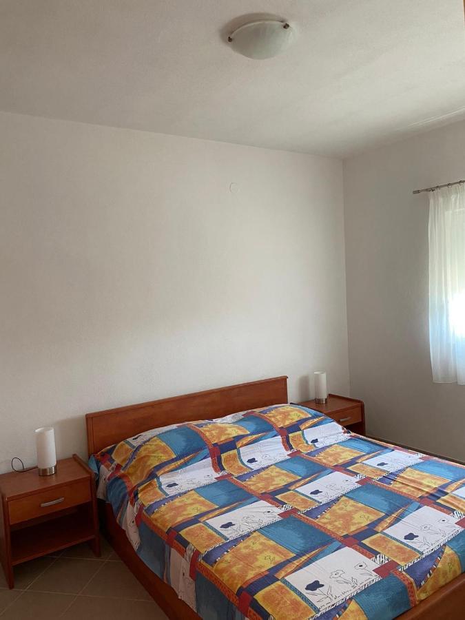 Apartmani Mima Nečujam 外观 照片